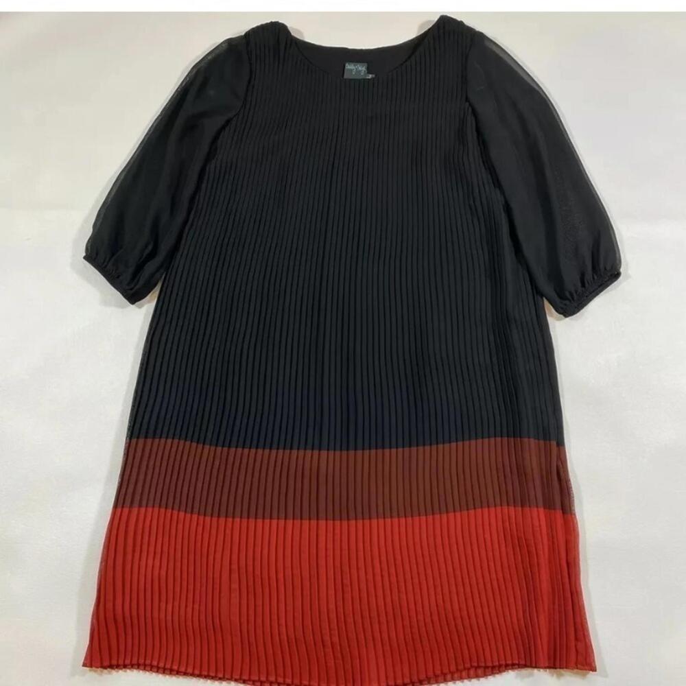 Gabby Skye Size 4 Black & Red Accordion Pleat Color Block Lined Dress
